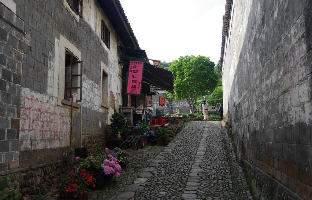 知道工人退休工资偏低，是什么原因？游戏画面